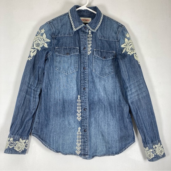 DRIFTWOOD Tops - Driftwood Lana Shirt Floral Embroidered Chambray Boho Size S Blue Cotton